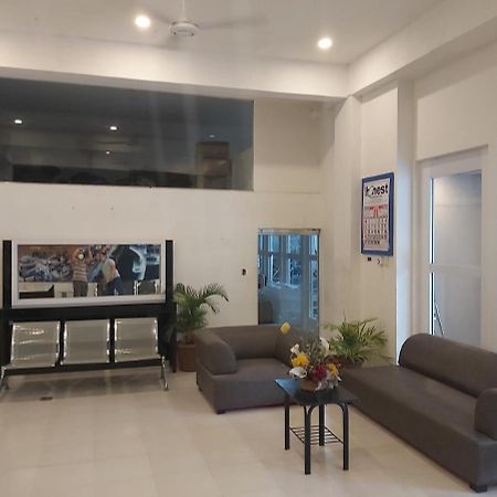 Oyo 881 Nest Suites Manila Dış mekan fotoğraf